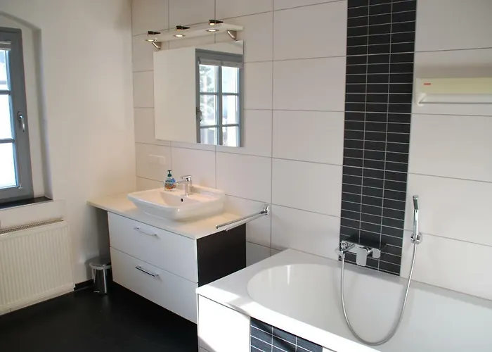 Gutshof Lesch, Fewo3 Og Links